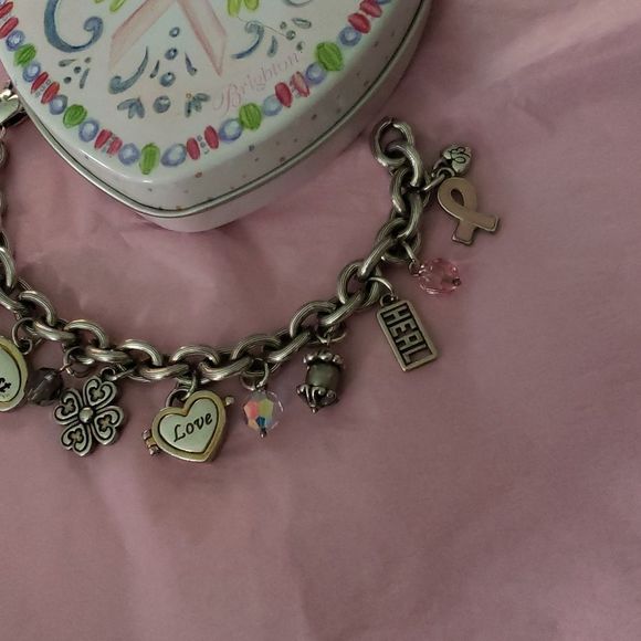 Sweet Brighton POWER OF PINK Charm Bracelet 2006 - Picture 4 of 14